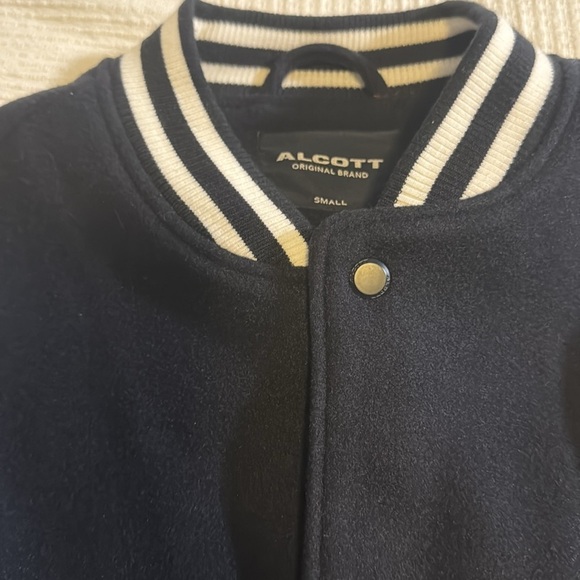 Here’s a detailed product listing for your Alcott varsity-style jacket: - Picture 3 of 5